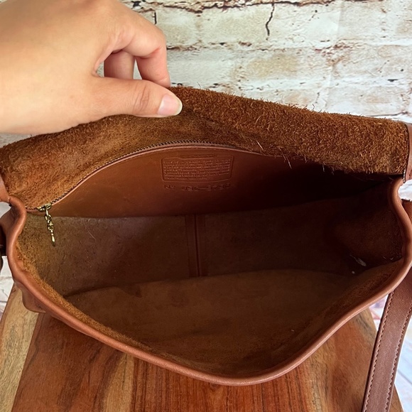 Vintage Coach City Bag 9790 British Tan Leather Purse Crossbody Bag Made in USA - Picture 9 of 13